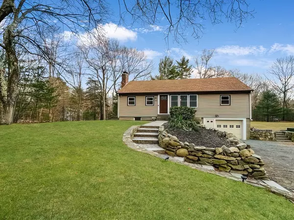 912 Washington St, Franklin, MA 02038