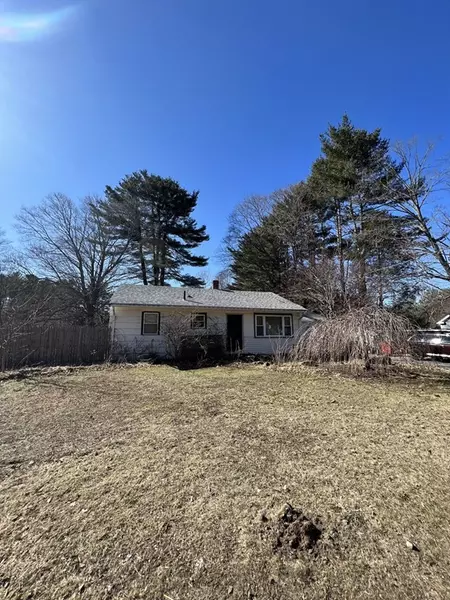 7 Ross Rd, Topsfield, MA 01983