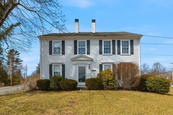 4 Summer St, Kingston, MA 02364