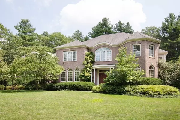 18 Candleberry Ln, Weston, MA 02493