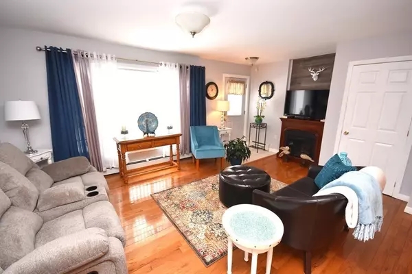 Belchertown, MA 01007,251 Rockrimmon Street