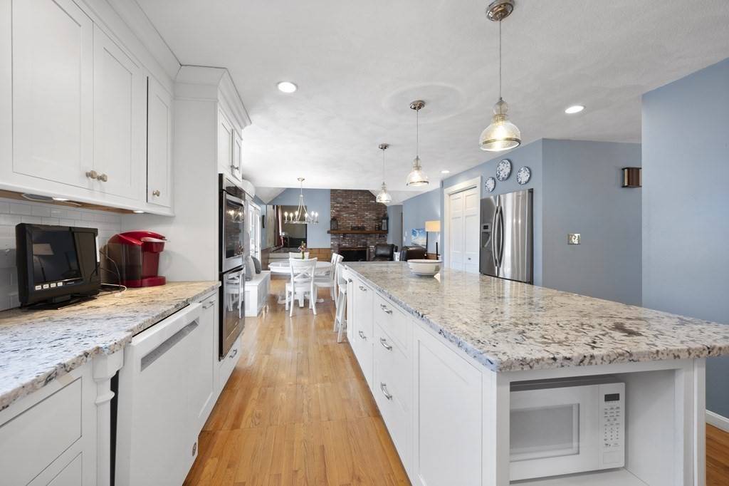 Andover, MA 01810,8 Penbrook Cir