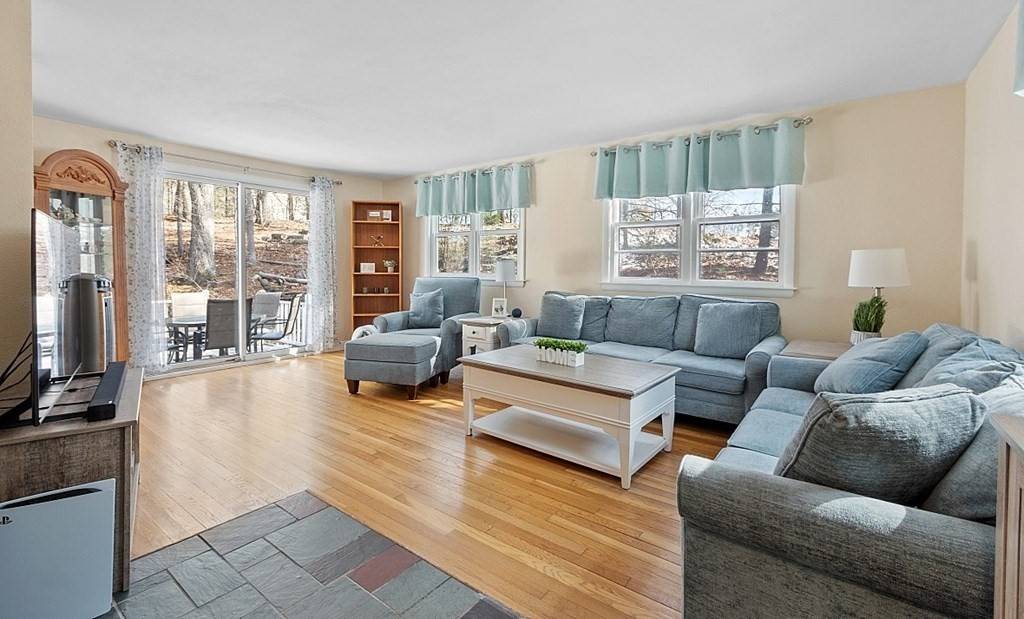 Acton, MA 01720,41 Parker St