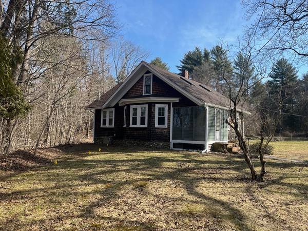 Middleboro, MA 02346,372 Plymouth St