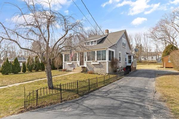 21 Hillside Avenue, West Bridgewater, MA 02379