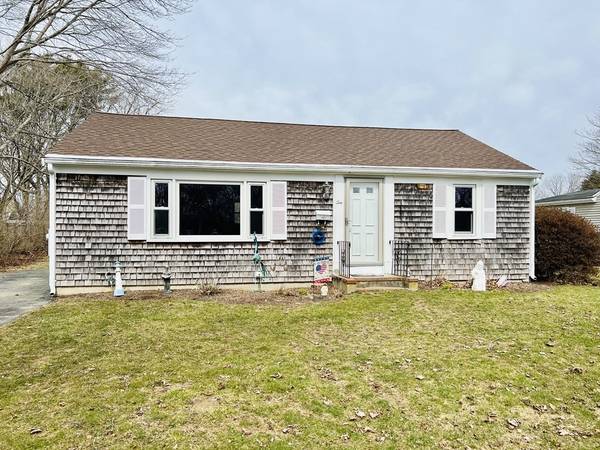 10 Sharon, Falmouth, MA 02536