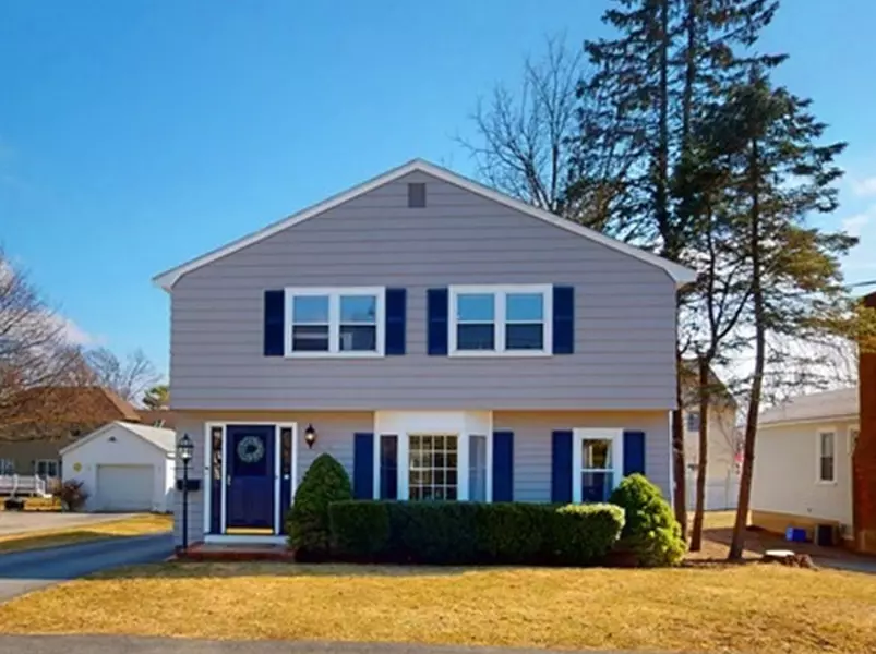 75 Prospect Ave, Lynnfield, MA 01940