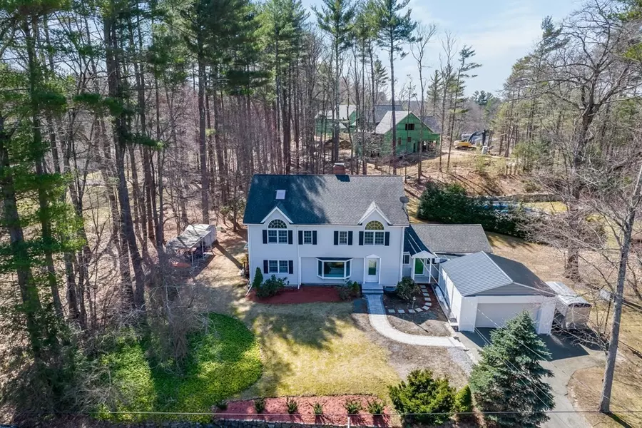 83 Seminole Rd, Acton, MA 01720