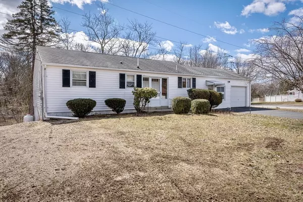 68 French Drive, Seekonk, MA 02771