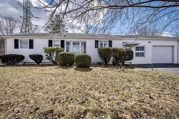 Seekonk, MA 02771,68 French Drive