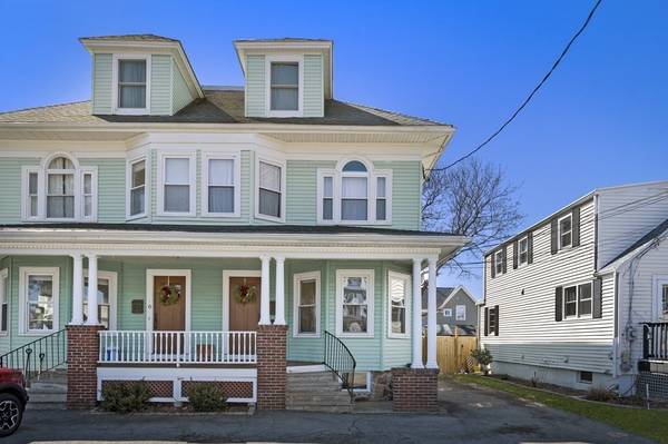 Beverly, MA 01915,6-8 1/2 Devon Ave #2