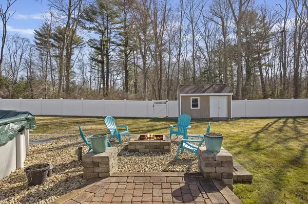 Swansea, MA 02777,449 Purchase St