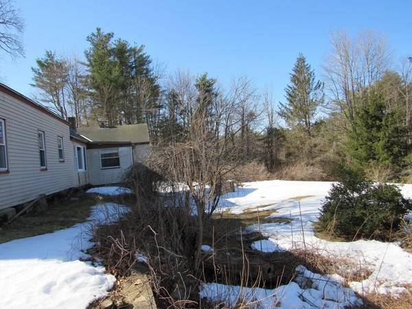 Hubbardston, MA 01452,225 Gardner Road