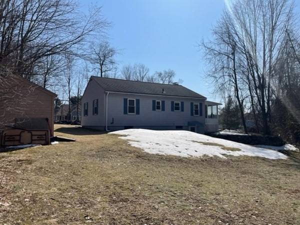 Chelmsford, MA 01824,223 Westford St