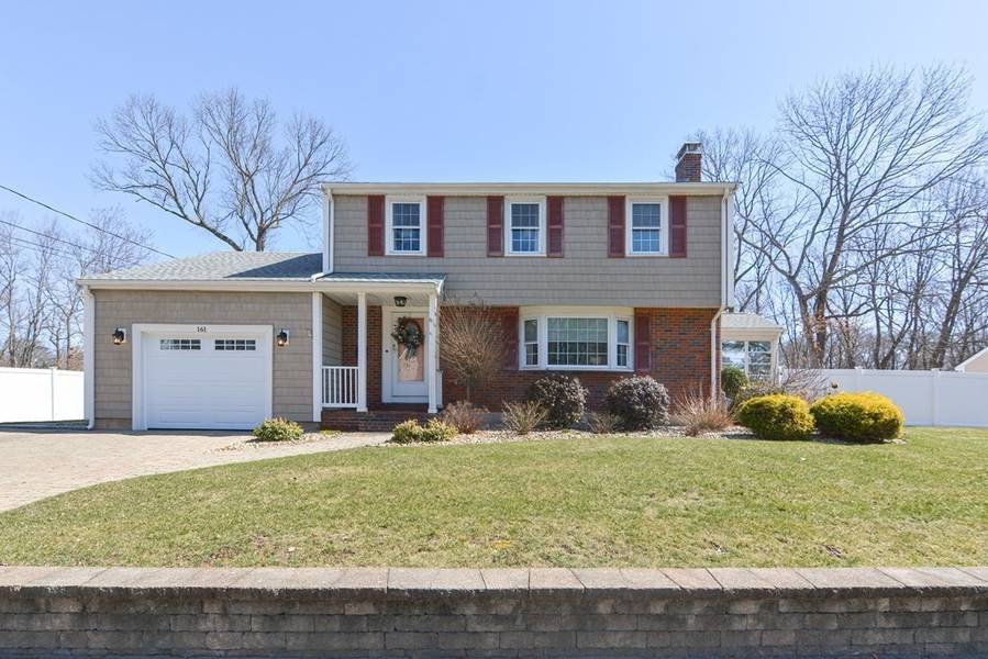 161 Healey Ter, Brockton, MA 02301