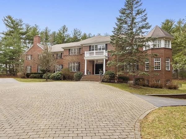 451 Wellesley Street, Weston, MA 02493