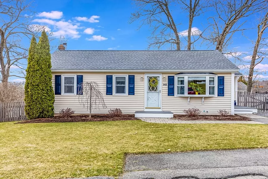 142 C St, Dracut, MA 01826