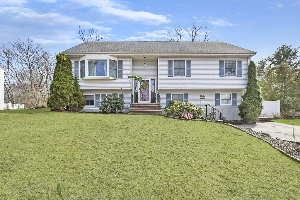 Saugus, MA 01906,41 Castle Rock Rd