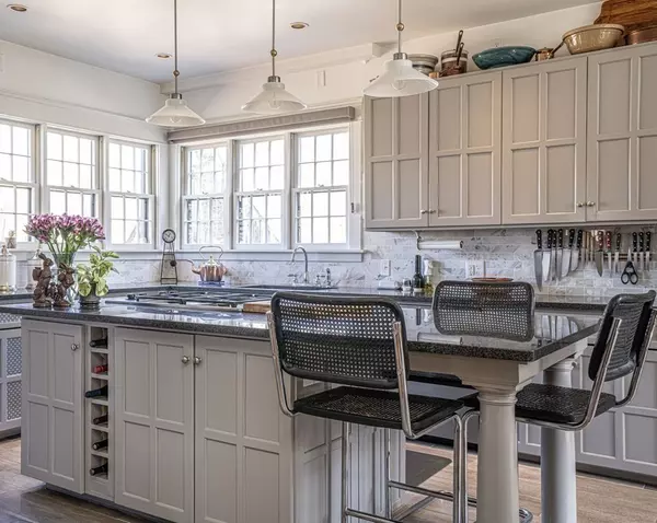 Raynham, MA 02767,139 South Main St.