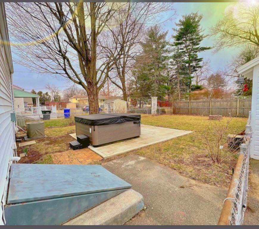 Springfield, MA 01104,96 Savoy Ave