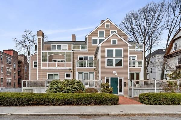 28 Alton #E, Brookline, MA 02446