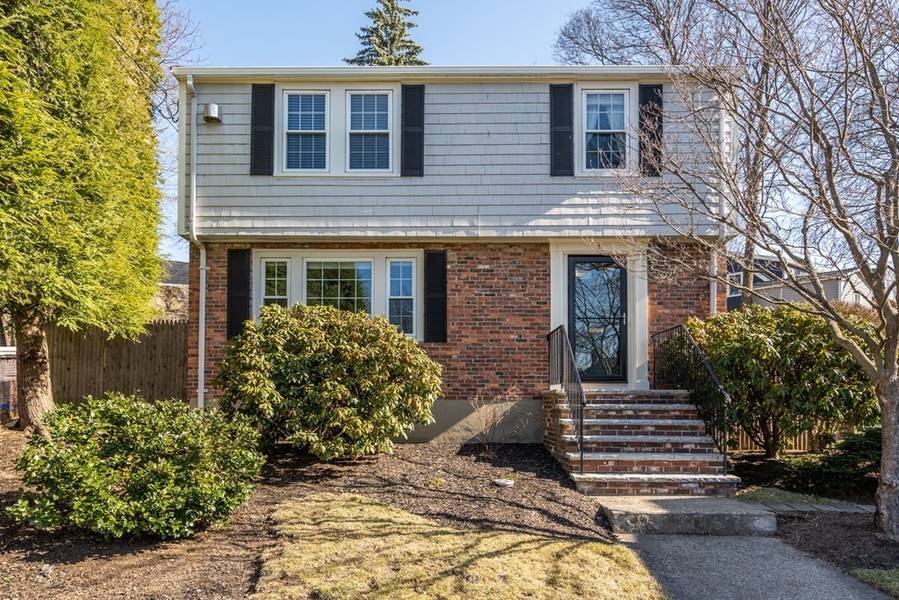 8 Piedmont Rd, Medford, MA 02155