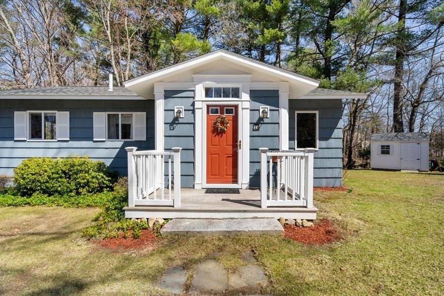 14 Larch Rd, Georgetown, MA 01833