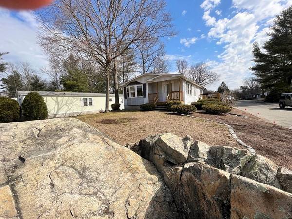 2 Cedar, Rockland, MA 02370