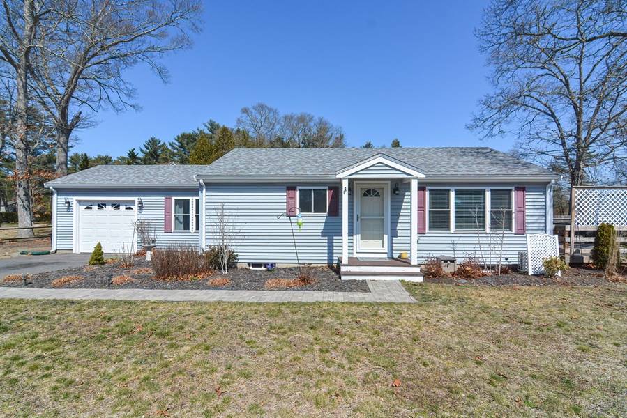 8 Irene Ave, Wareham, MA 02571