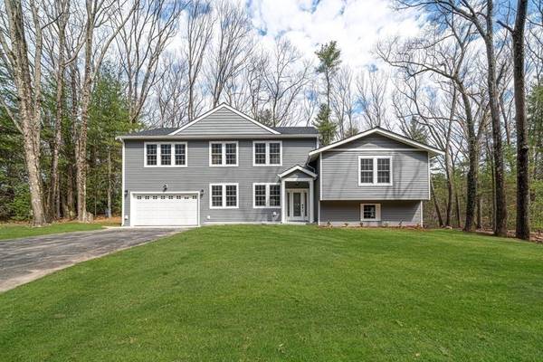 79 Moore Road, Wayland, MA 01778