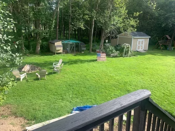 Sutton, MA 01590,37 Hough Rd