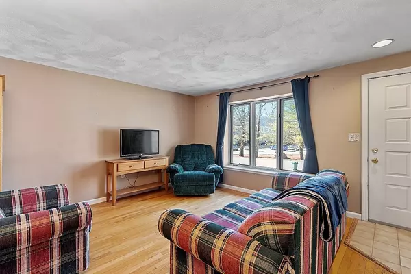 Maynard, MA 01754,12 Deer Path #2