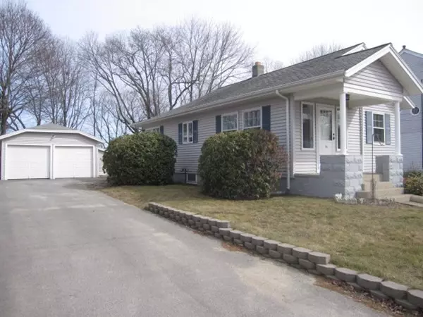 16 Hillside Ave, West Bridgewater, MA 02379