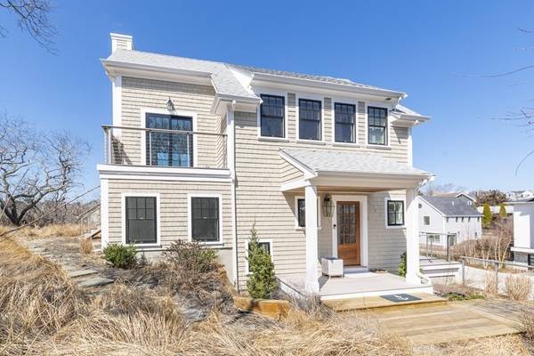 27 Creek Road, Provincetown, MA 02657