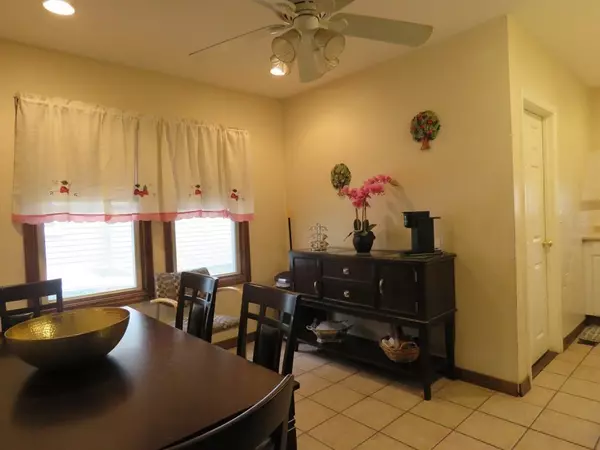 Everett, MA 02149,26 Englewood Ave