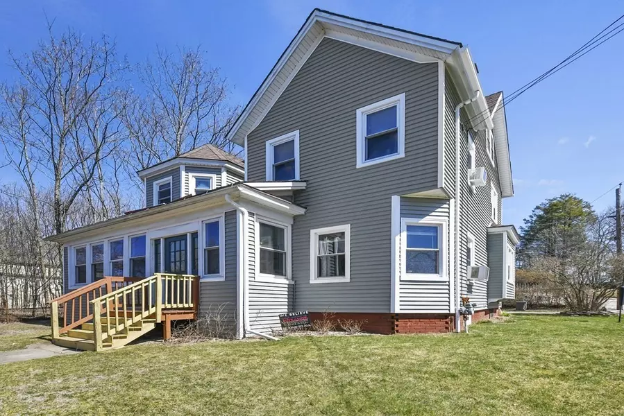 251 High Street, Webster, MA 01570