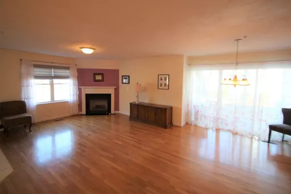 Abington, MA 02351,224 Regency Ln #224