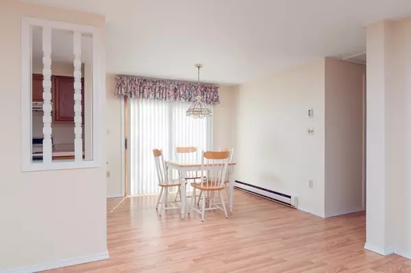 Southbridge, MA 01550,62 Red Oak Ln