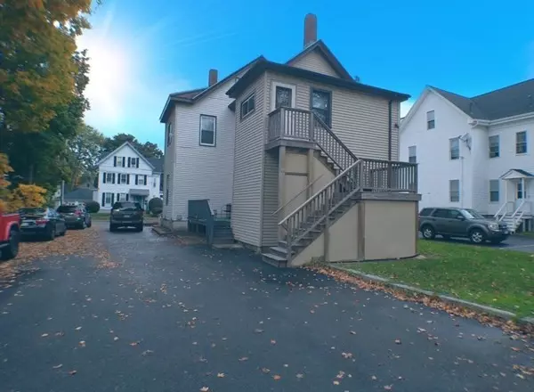 18 Clinton Street, Taunton, MA 02780