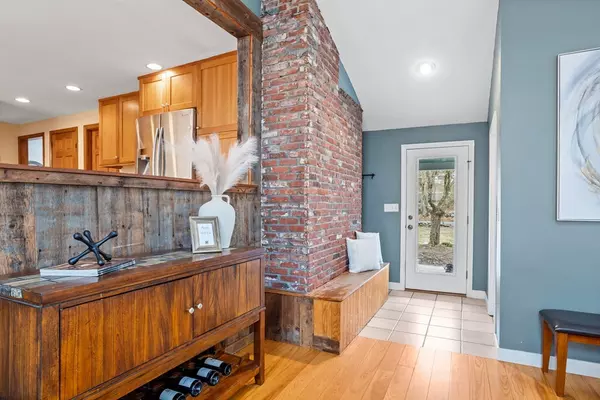 Stow, MA 01775,110 Packard Rd