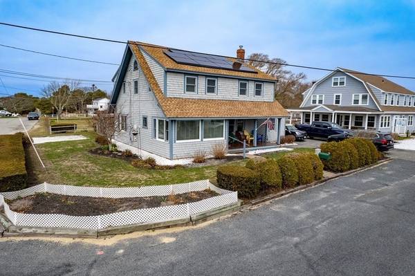 Yarmouth, MA 02673,55 Maine Ave