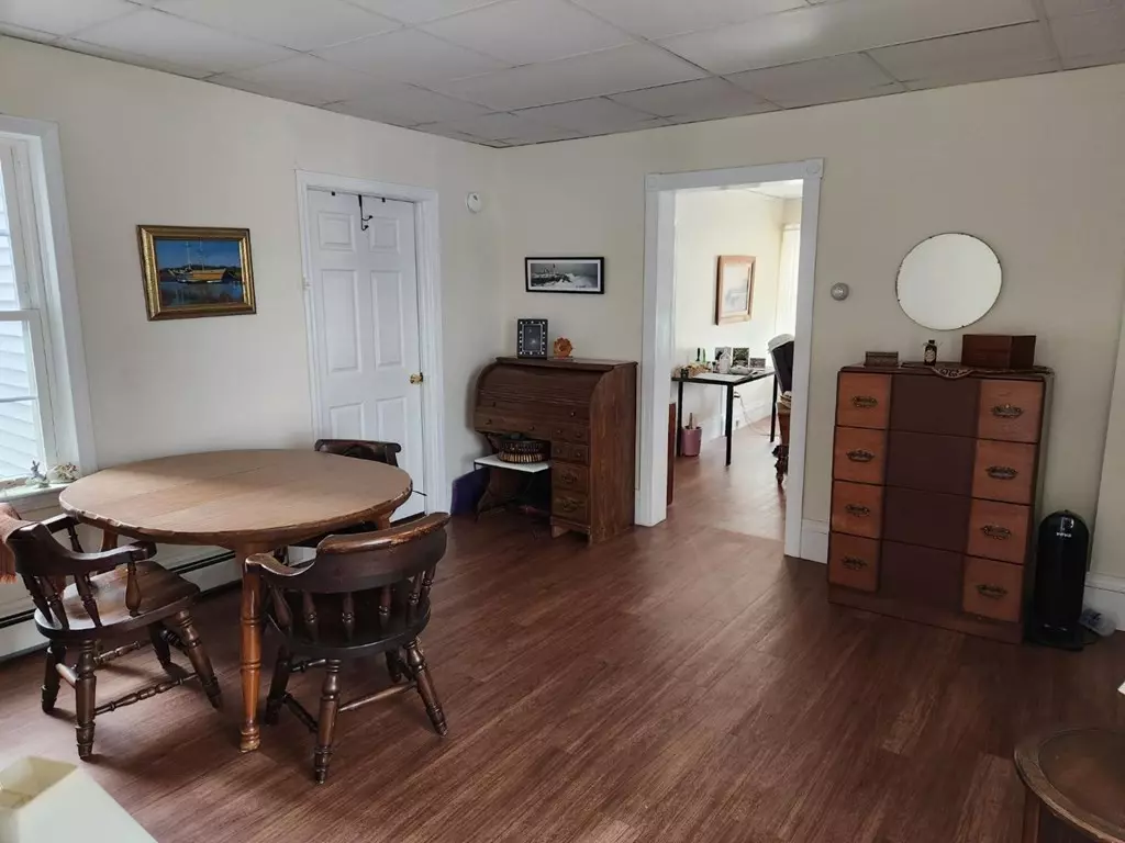 Ayer, MA 01432,10 Newton St #A