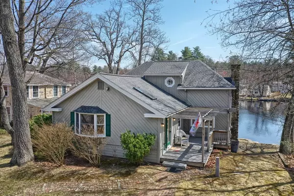 14 Cole Rd, Windham, NH 03087