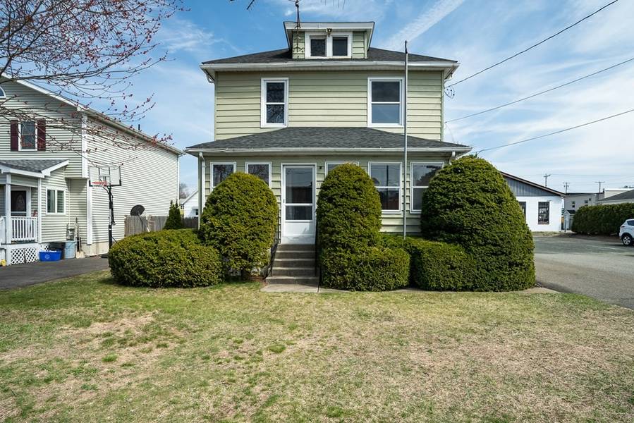 15 Barnum St, East Longmeadow, MA 01028