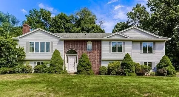 Agawam, MA 01001,123 Hunters Greene Cir