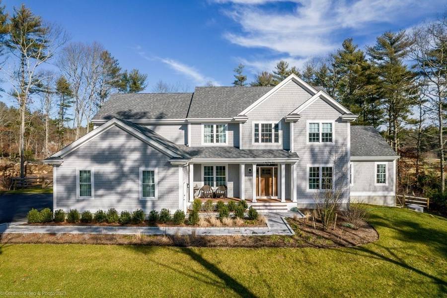 2 High Ridge Drive, Mattapoisett, MA 02739