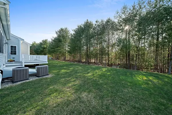 Whitman, MA 02382,877 Auburnville Way #H1