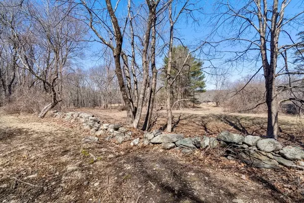 Sherborn, MA 01770,25 Farm Road