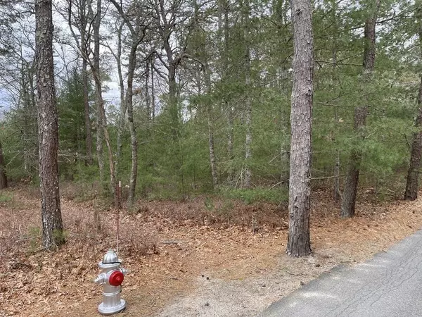 Wareham, MA 02571,13-15 Salt Marsh Lane