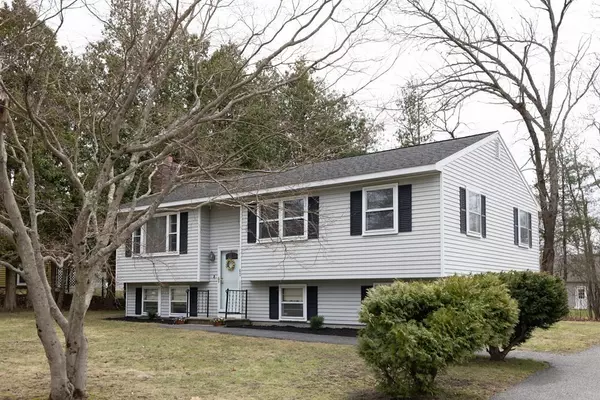 62 Lancaster Road, Clinton, MA 01510